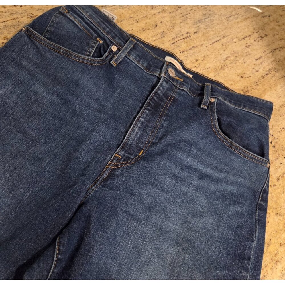 Levis High Rise Wide Leg Stretch Jeans Womens 31 *Back Hem Distress* Skater - Picture 10 of 16